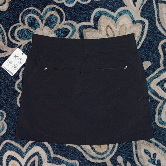 New L.L. bean comfort trail skirt black athletic workout skort sz 8 - Picture 12 of 12